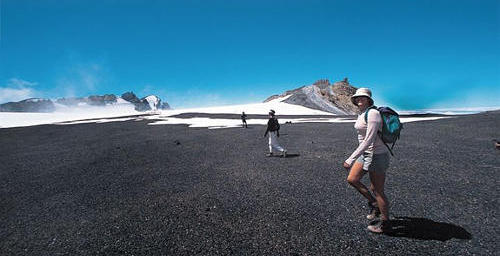 crater walk on Mt Ruapehu